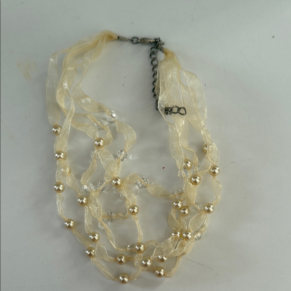 Elegant Cream Pearl Necklace